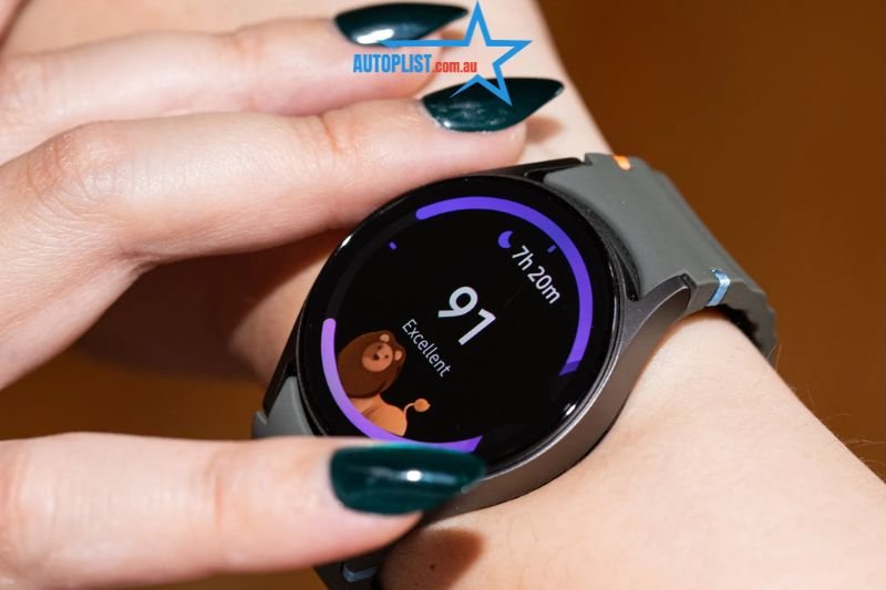 A stylish Android smartwatch with smart daily features