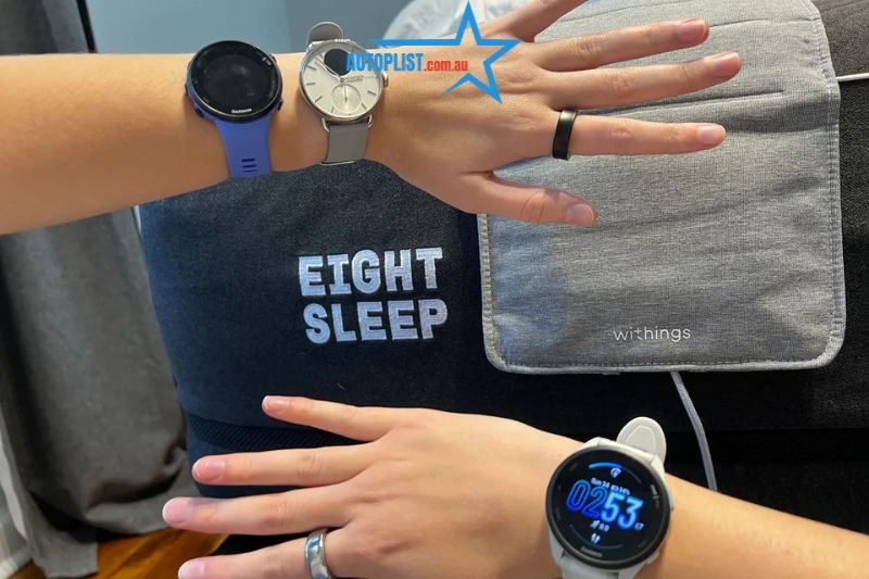Improves recovery by analysing sleep quality and patterns